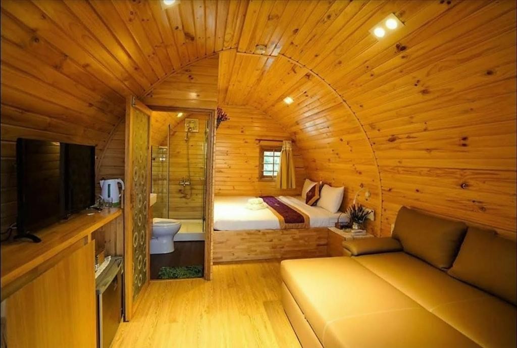 bungalow-deluxe-nguyen-can-nhin-ra-khu-vuon (3).jpg