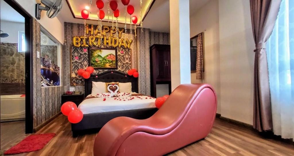 Phòng Có Giường Cỡ Queen Và Bồn Tắm Spa
